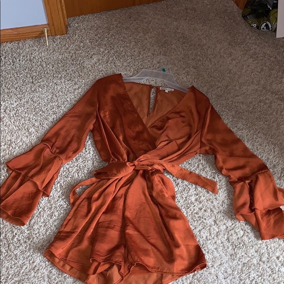 Charlotte Russe Romper - Picture 2 of 2